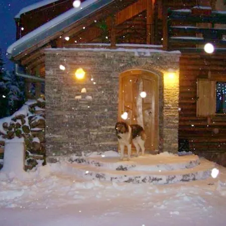 Charming House In + Terrace Lohovo